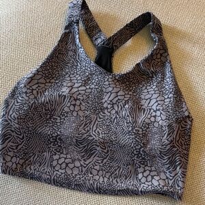 Kyodan Black and Gray Patterned Sports Bra